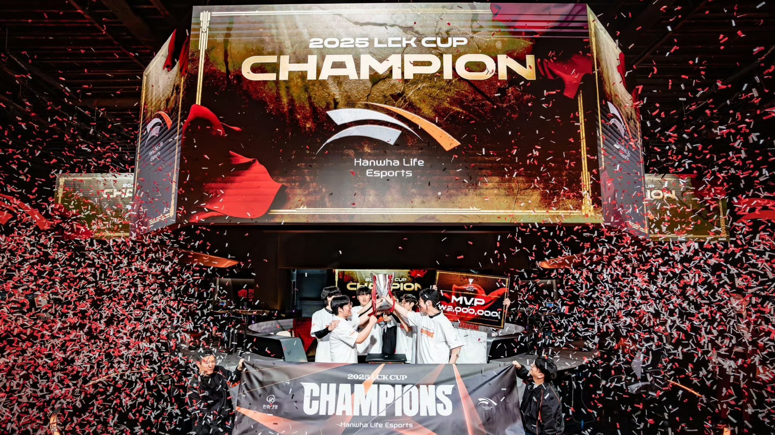 开云体育平台APP-HLE血洗RNG，Scout线上压制力十足顶尖较量小组赛，让粉丝疯狂欢呼的简单介绍