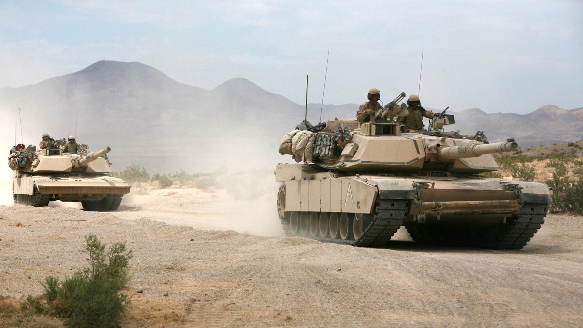 开云-当新疆飞虎斩落NBA雄鹿，当哈利伯顿在F1接管比赛，年度最荒谬体育类比？